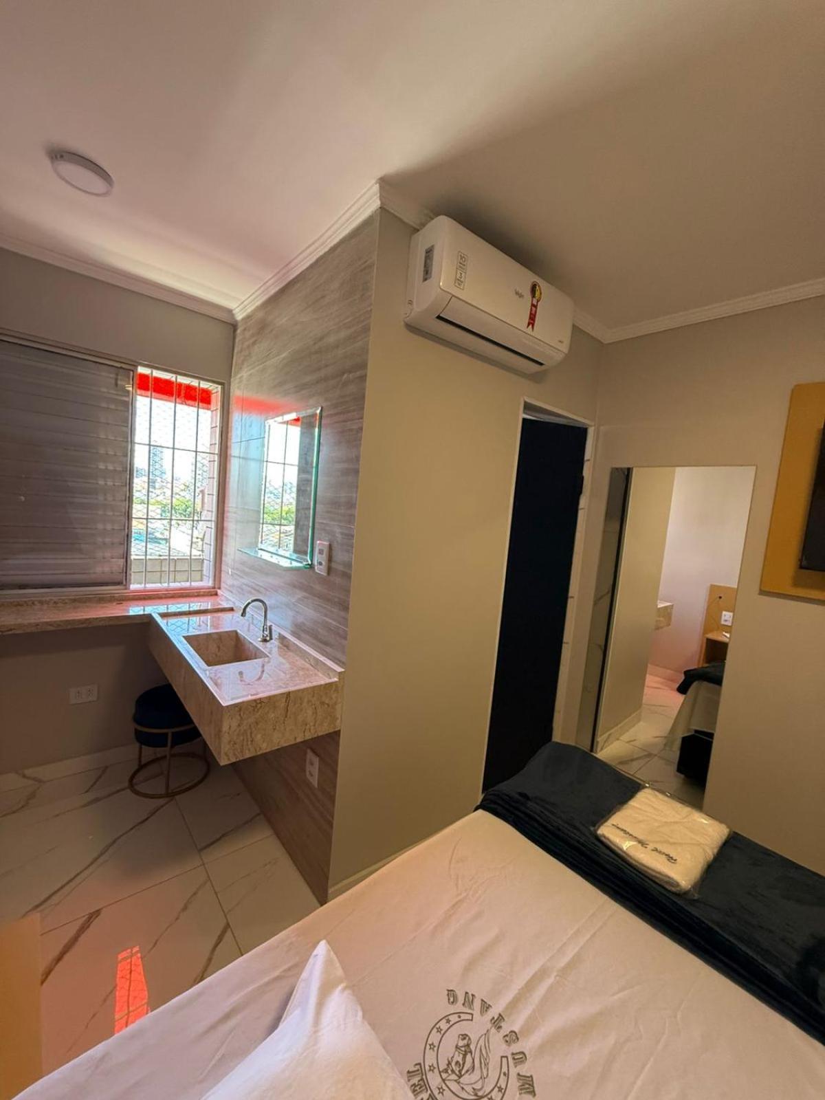 Hotel Mustang — Photos 3